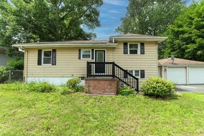 54 Hood St, Springfield, MA 01109 - Photo 1
