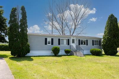 1039 Main St, Acushnet, MA 02743 - Photo 1