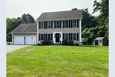 252 Chestnut St, East Longmeadow, MA 01028 - Photo 1