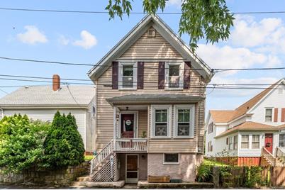 8-1/2 Myrtle Sq, Gloucester, MA 01930 - Photo 1