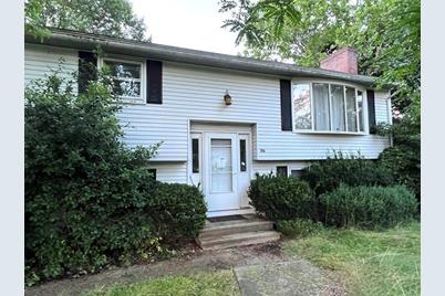 126 White St, Lunenburg, MA 01462 - Photo 1