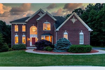 10 Summit Way, Hopkinton, MA 01748 - Photo 1