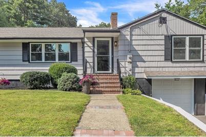 11 Coughlin Rd, Easton, MA 02356 - Photo 1