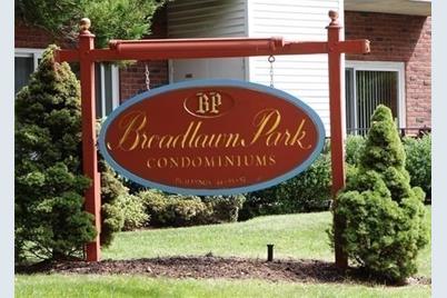 57 Broadlawn Park #16B - Photo 1