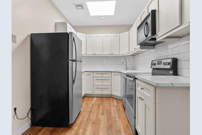 13 Monument Square #4, Boston, MA 02129 - Photo 1