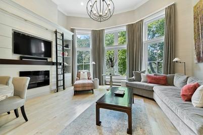 31 Brimmer Street #2, Boston, MA 02108 - Photo 1