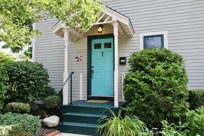 124 Mount Pleasant Ave #1, Gloucester, MA 01930 - Photo 1