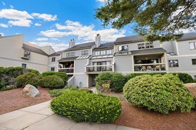 1100 Salem Street #17, Lynnfield, MA 01940 - Photo 1
