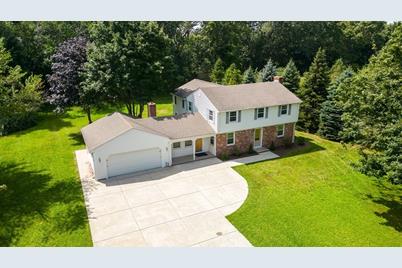 135 Warren Ave, Seekonk, MA 02771 - Photo 1