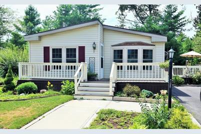 2 Lincoln Circle, Carver, MA 02330 - Photo 1