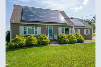 92 Legate Hill Rd, Leominster, MA 01453 - Photo 1