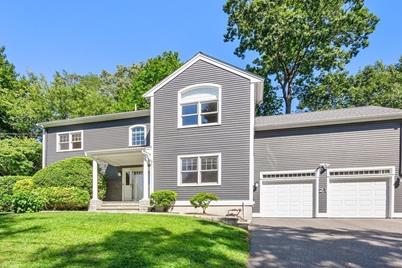 21 Wyoming Ave, Needham, MA 02492 - Photo 1