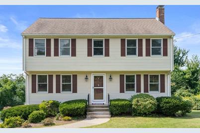 6 Asylum St, Milford, MA 01757 - Photo 1