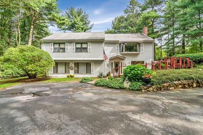 395 Bennett St, Wrentham, MA 02093 - Photo 1