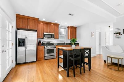 7 Peters St #3, Boston, MA 02127 - Photo 1