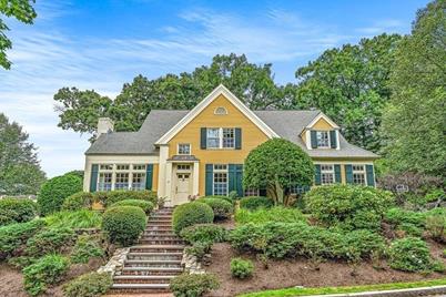 27 Brooks Street, Winchester, MA 01890 - Photo 1
