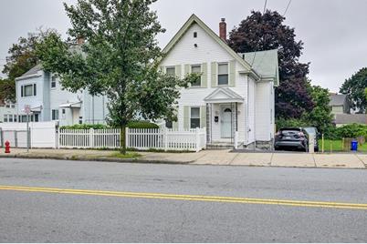 12 Forest St, Malden, MA 02148 - Photo 1