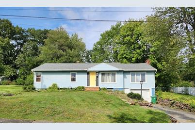 130 Cobb Ave, Chicopee, MA 01013 - Photo 1