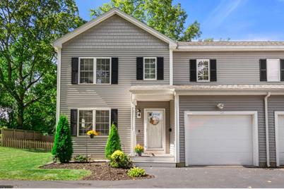 2 Woodland St #A, Millbury, MA 01527 - Photo 1