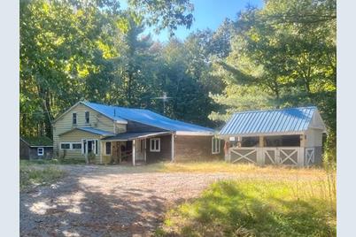 2 Woodland Ln, Spencer, MA 01562 - Photo 1