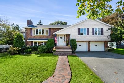 177 Harbor View Rd, Milton, MA 02186 - Photo 1