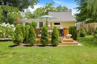 17 Wampum Rd, Norton, MA 02766 - Photo 1