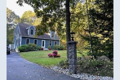 120 E Charlton Rd, Spencer, MA 01562 - Photo 1