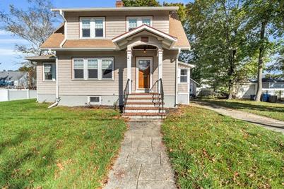 47 Governor Road, Stoneham, MA 02180 - Photo 1