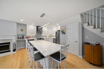 164 Quincy Shore Dive #99, Quincy, MA 02171 - Photo 1