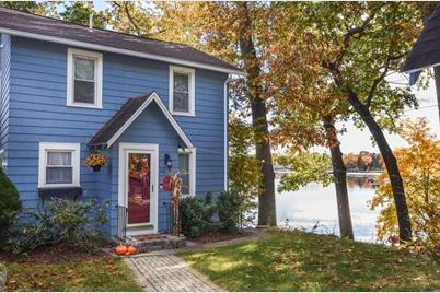 84 Lakeside Dr, Shrewsbury, MA 01545 - Photo 1