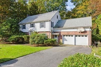 145 Newton Ave N, Worcester, MA 01609 - Photo 1
