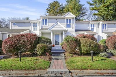 7 Alcott Circle #7, Taunton, MA 02780 - Photo 1