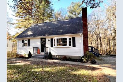 431 Kingman St, Taunton, MA 02718 - Photo 1
