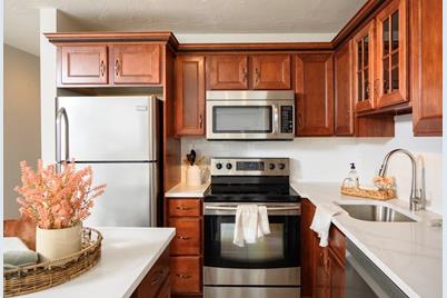 20 Chapman St #104, Weymouth, MA 02189 - Photo 1