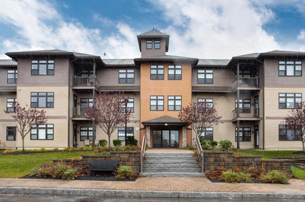 7 Executive Dr 214, Stoneham, MA 02180 MLS 73183185 Coldwell Banker