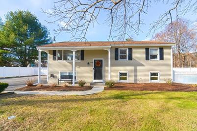 256 Main St, Medway, MA 02053 - Photo 1