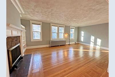 432 Lowell Ave #1, Newton, MA 02460 - Photo 1