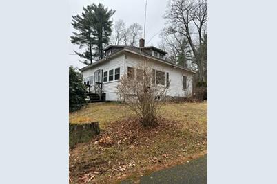 27 Turner Rd, Oxford, MA 01537 - Photo 1
