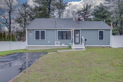 14 Jamieson St, Abington, MA 02351 - Photo 1