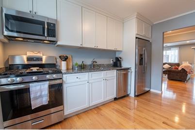 16 Bayberry Dr #4 - Photo 1