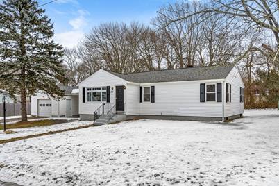 228 Sherman Rd, Somerset, MA 02726 - Photo 1