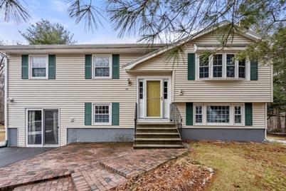 39 Eldor Dr, Walpole, MA 02071 - Photo 1