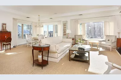 100 Belvidere St #4G, Boston, MA 02199 - Photo 1