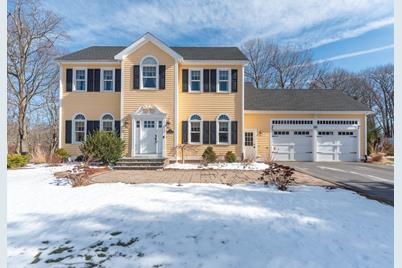 15 Rockwell Dr, Shrewsbury, MA 01545 - MLS 73204554 - Coldwell Banker