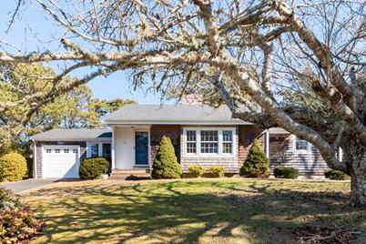 42 Norcross Cir, Chatham, MA 02659 - Photo 1