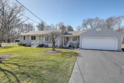 15 Pimental Dr, Seekonk, MA 02771 - Photo 1