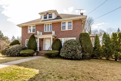 19 Stoneleigh Road, Watertown, MA 02472 - Photo 1