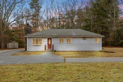 13 West St, Carver, MA 02330 - Photo 1