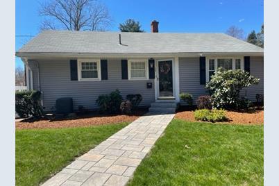 137 Norton St, Weymouth, MA 02191 - Photo 1