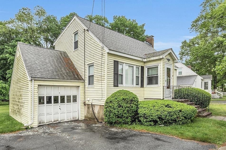 118 Pond St, Stoneham, MA 02180 MLS 73245370 Coldwell Banker